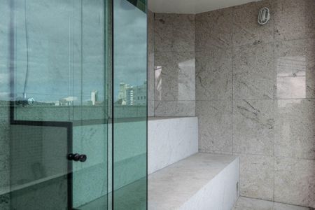 Apartamento para alugar com 388m², 3 quartos e 4 vagas Apartamento para alugar com 388m², 3 quartos e 4 vagasSauna