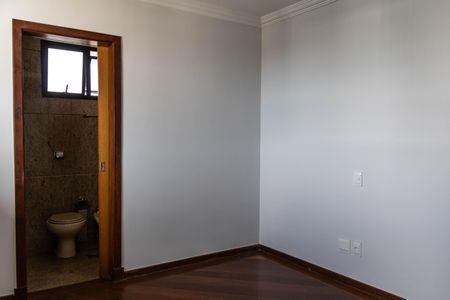 Apartamento para alugar com 388m², 3 quartos e 4 vagas Apartamento para alugar com 388m², 3 quartos e 4 vagasSuíte 2