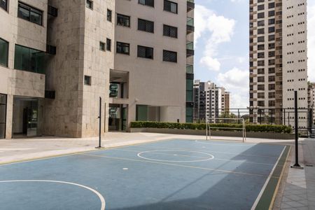 Apartamento para alugar com 388m², 3 quartos e 4 vagas Apartamento para alugar com 388m², 3 quartos e 4 vagasÁrea comum - Quadra