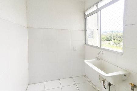 Apartamento à venda com 57m², 2 quartos e 1 vaga Apartamento à venda com 57m², 2 quartos e 1 vagaCozinha e Área de Serviço