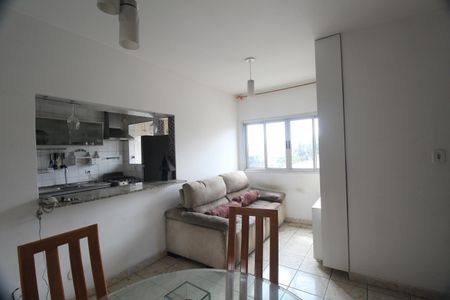 Apartamento à venda com 62m², 2 quartos e 1 vagaSala