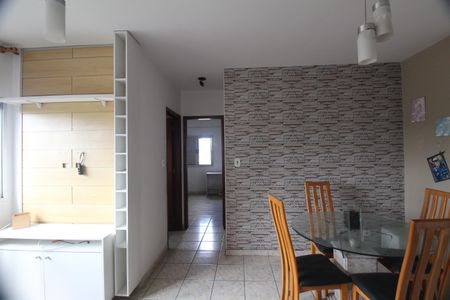 Apartamento à venda com 62m², 2 quartos e 1 vagaSala