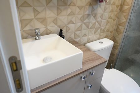 Apartamento à venda com 74m², 3 quartos e 2 vagasBanheiro