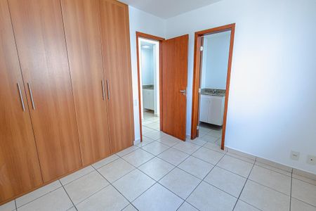 Apartamento à venda com 61m², 2 quartos e 1 vaga Apartamento à venda com 61m², 2 quartos e 1 vagaSuíte