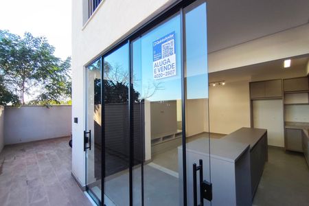 Apartamento à venda com 70m², 2 quartos e 2 vagasPLACA INSTALADA NO IMÓVEL