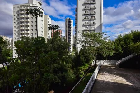 Apartamento à venda com 65m², 3 quartos e 1 vaga Apartamento à venda com 65m², 3 quartos e 1 vagaVista do Quarto 2