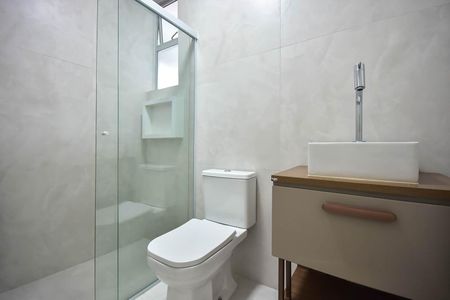 Apartamento à venda com 65m², 3 quartos e 1 vaga Apartamento à venda com 65m², 3 quartos e 1 vagaBanheiro