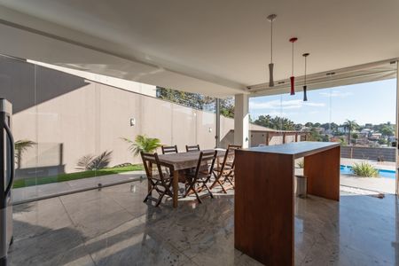 Casa à venda com 300m², 5 quartos e 2 vagasSala de Jantar