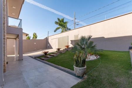 Casa à venda com 300m², 5 quartos e 2 vagasEntrada