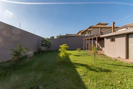 Casa à venda com 300m², 5 quartos e 2 vagasQuintal