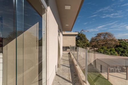 Casa à venda com 300m², 5 quartos e 2 vagasArea Externa