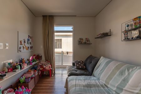 Casa à venda com 300m², 5 quartos e 2 vagasQuarto 2