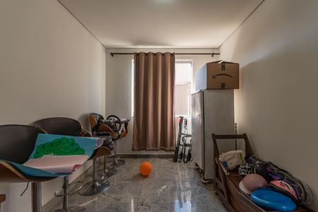 Casa à venda com 300m², 5 quartos e 2 vagasEscritório