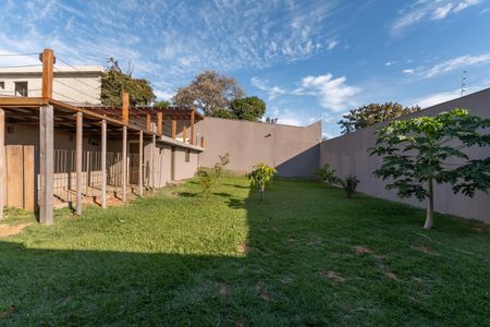 Casa à venda com 300m², 5 quartos e 2 vagasQuintal