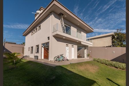 Casa à venda com 300m², 5 quartos e 2 vagasÁrea Externa