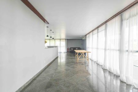 Apartamento à venda com 230m², 3 quartos e 2 vagasÁrea comum - Salão de