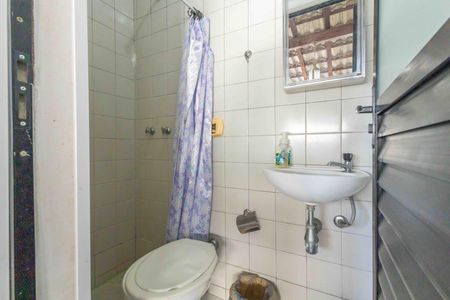 Apartamento à venda com 230m², 3 quartos e 2 vagasBanheiro de Serviço