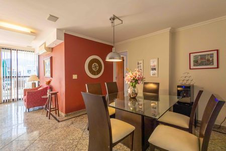 Apartamento à venda com 230m², 3 quartos e 2 vagasSala