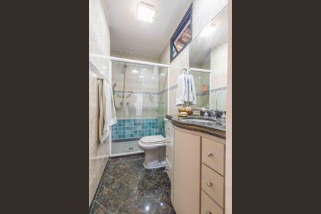 Apartamento à venda com 230m², 3 quartos e 2 vagasBanheiro da Suíte