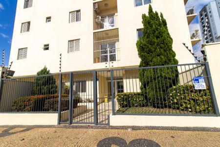 Apartamento à venda com 75m², 2 quartos e 1 vagaFachada