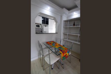Apartamento para alugar com 60m², 2 quartos e 1 vagaSala