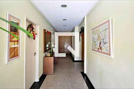 Apartamento para alugar com 60m², 2 quartos e 1 vaga Apartamento para alugar com 60m², 2 quartos e 1 vagaHall social