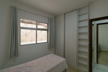 Apartamento à venda com 201m², 3 quartos e 2 vagasQuarto 2