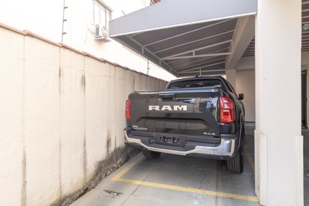 Garagem de apartamento à venda com 3 quartos, 201m² em Itapoã, Belo Horizonte