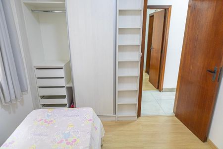 Quarto 2 de apartamento à venda com 3 quartos, 201m² em Itapoã, Belo Horizonte