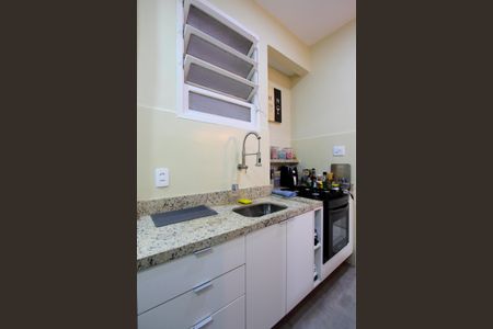 Apartamento à venda com 80m², 2 quartos e sem vagaCozinha