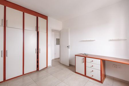 Apartamento para alugar com 97m², 3 quartos e 1 vagaQuarto 2