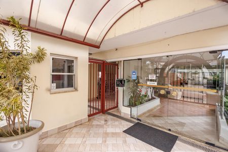 Apartamento para alugar com 97m², 3 quartos e 1 vagaFachada e portaria