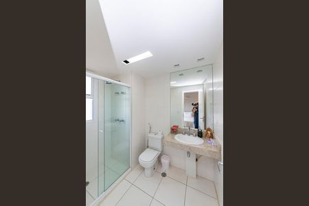 Apartamento à venda com 220m², 4 quartos e 4 vagasBanheiro da Suíte 4