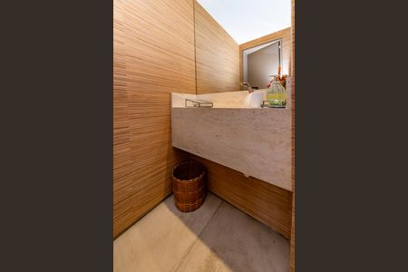 Apartamento à venda com 220m², 4 quartos e 4 vagasLavabo