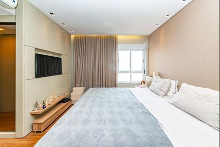 Apartamento à venda com 220m², 4 quartos e 4 vagasSuíte 1