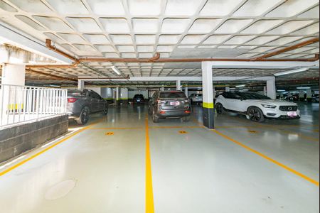 Apartamento à venda com 220m², 4 quartos e 4 vagasGaragem