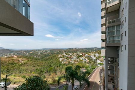 Apartamento à venda com 220m², 4 quartos e 4 vagasSuíte 4