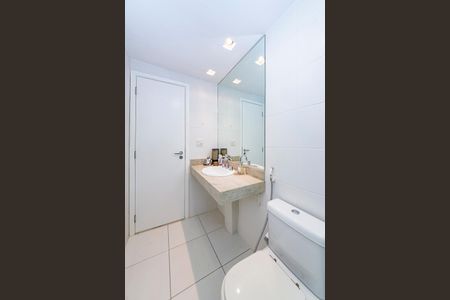 Apartamento à venda com 220m², 4 quartos e 4 vagasBanheiro da Suíte 2