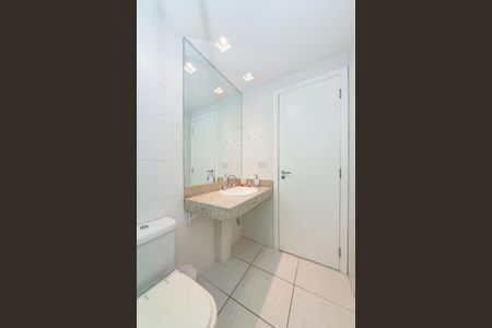 Apartamento à venda com 220m², 4 quartos e 4 vagasBanheiro da Suíte 3