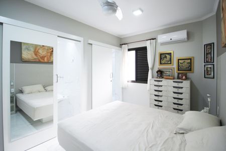 Apartamento à venda com 94m², 2 quartos e 2 vagasSuíte 1