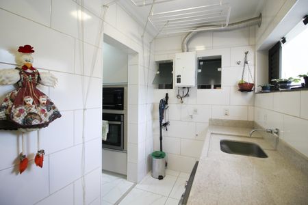 Apartamento à venda com 94m², 2 quartos e 2 vagasÁrea de Serviço