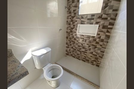 Casa à venda com 170m², 3 quartos e 1 vagaBanheiro Suíte 3