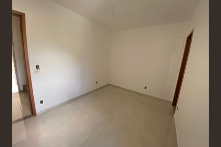 Casa à venda com 170m², 3 quartos e 1 vagaSuíte 1