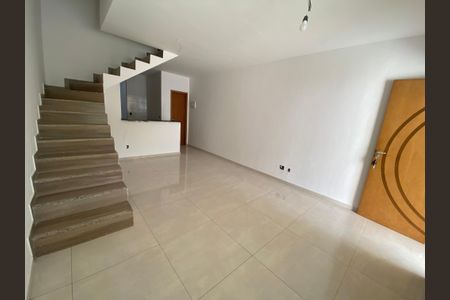 Casa à venda com 170m², 3 quartos e 1 vagaSala