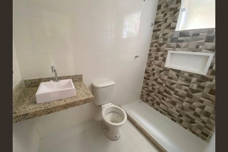 Casa à venda com 170m², 3 quartos e 1 vagaBanheiro Suíte 1