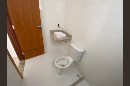 Casa à venda com 170m², 3 quartos e 1 vagaBanheiro Suíte 1