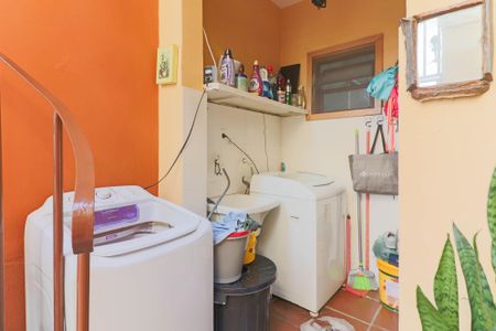 Casa à venda com 300m², 5 quartos e 3 vagasÁrea de Serviço