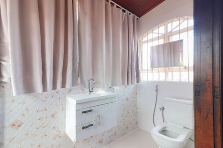 Casa à venda com 300m², 5 quartos e 3 vagasQuarto 4 - Suíte