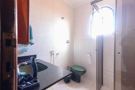 Casa à venda com 300m², 5 quartos e 3 vagasBanheiro