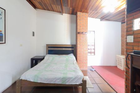 Casa à venda com 300m², 5 quartos e 3 vagasEdicula 02